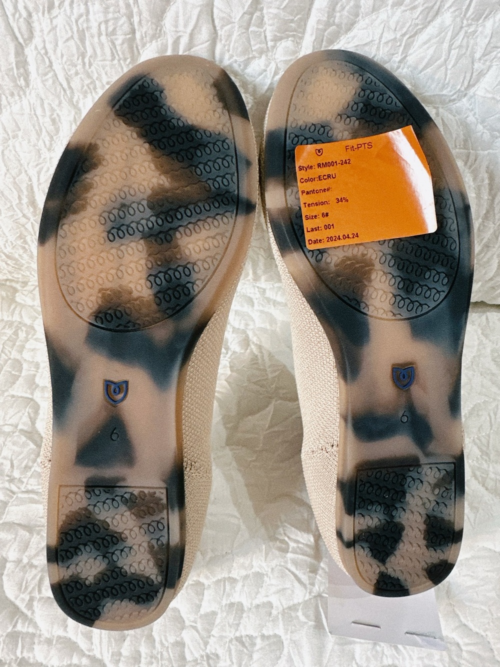 Rothy's The Flat Women's Slip-On Shoes Ballet Flats Ecru Tan Size 6 New - Picture 13 of 16